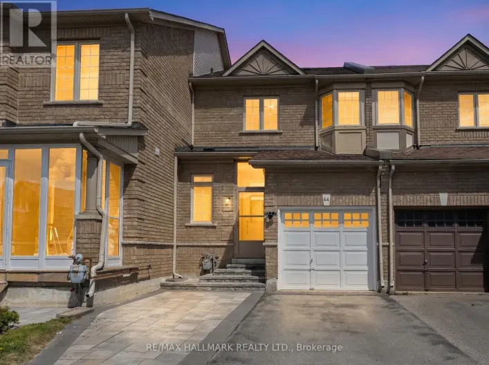 44 VENTURE AVENUE, Richmond Hill