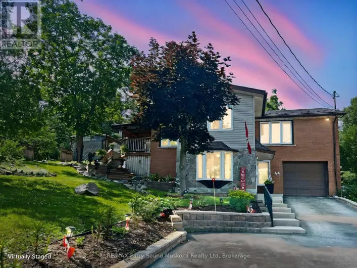 44 WILLIAM STREET, Parry Sound