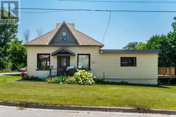44 YEO STREET, Penetanguishene