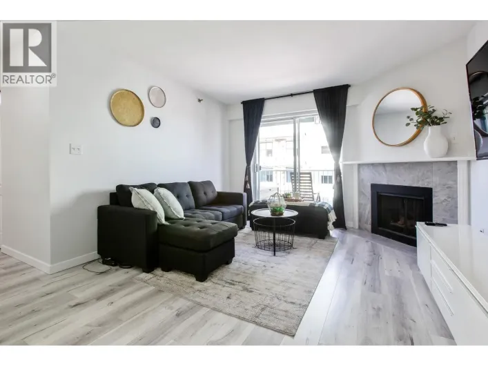 440 22661 LOUGHEED HIGHWAY, Maple Ridge