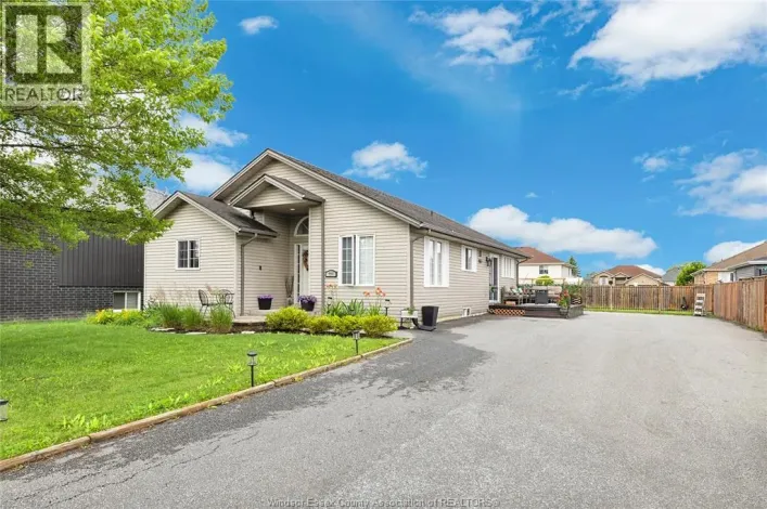 440 WEST BELLE RIVER ROAD, Lakeshore
