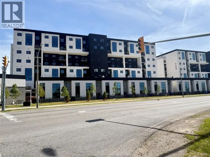 4400 LAURIER PARKWAY Unit# 170, LaSalle