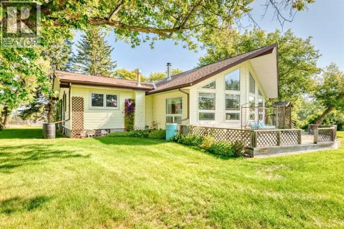 440042 Range Road 274, Rural Ponoka County