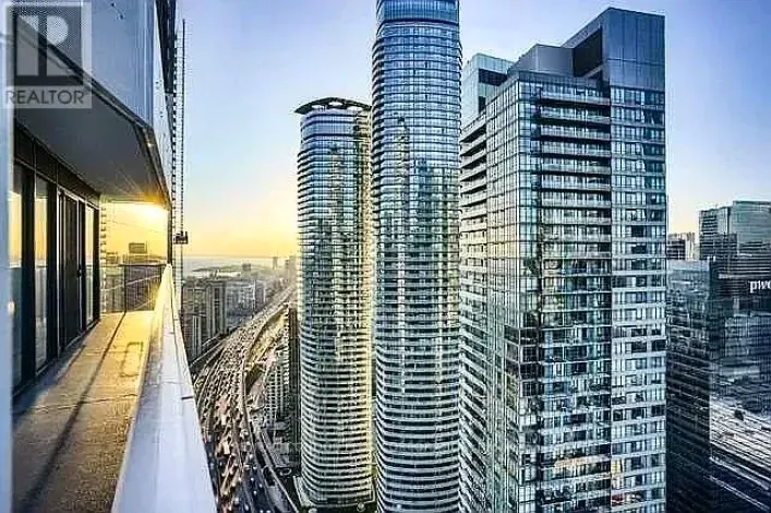 4403 - 100 HARBOUR STREET, Toronto