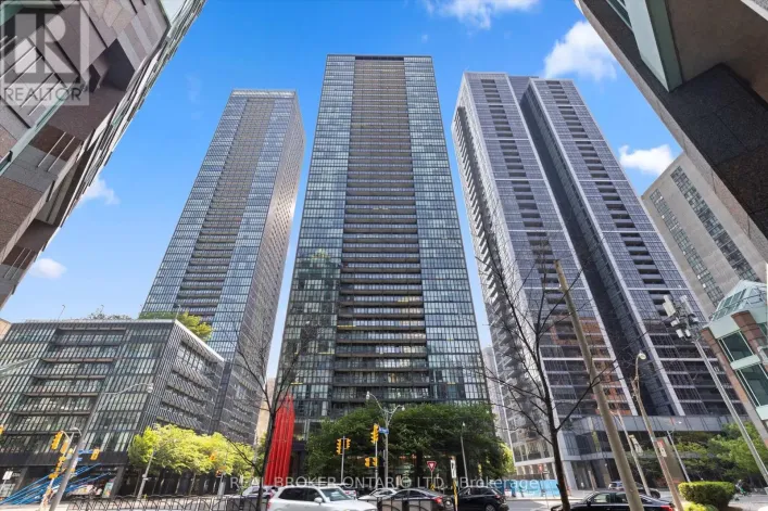 Apartment for sale: 4403 - 110 CHARLES STREET E, Toronto