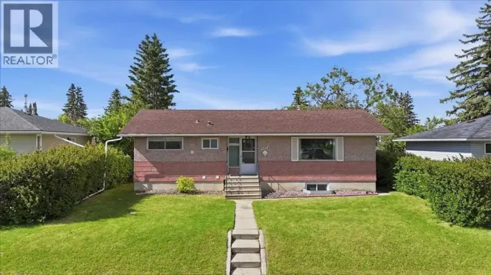 4408 8 Avenue SW, Calgary