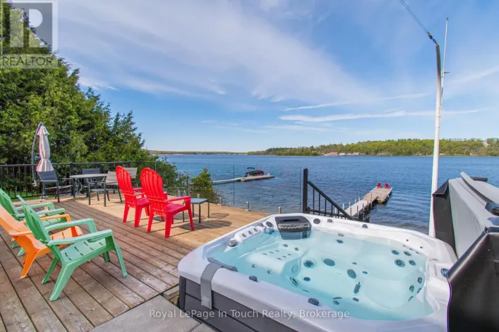 441 CHAMPLAIN ROAD, Penetanguishene