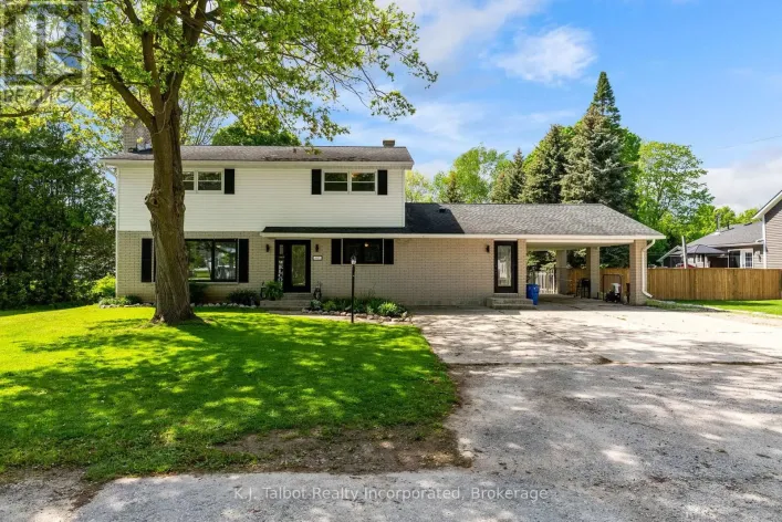 441 COOMBS STREET, North Huron