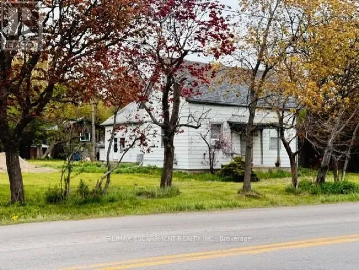 441 MUD STREET, Hamilton
