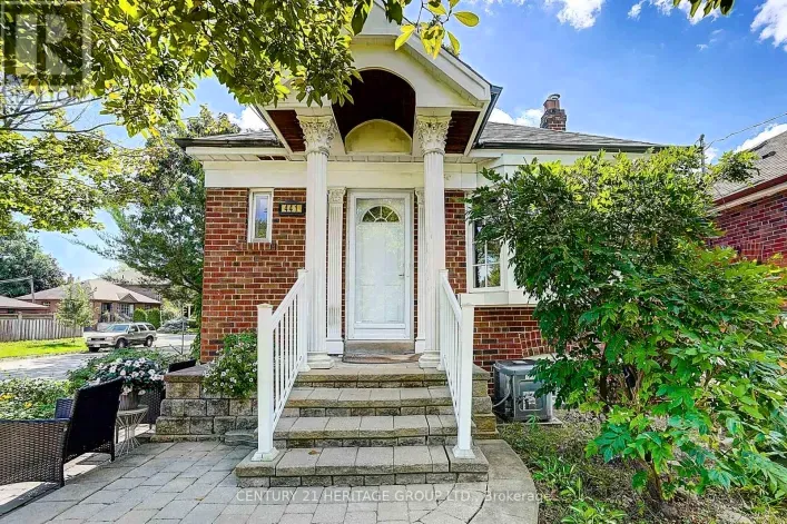 House for sale: 441 RIMILTON AVENUE, Toronto