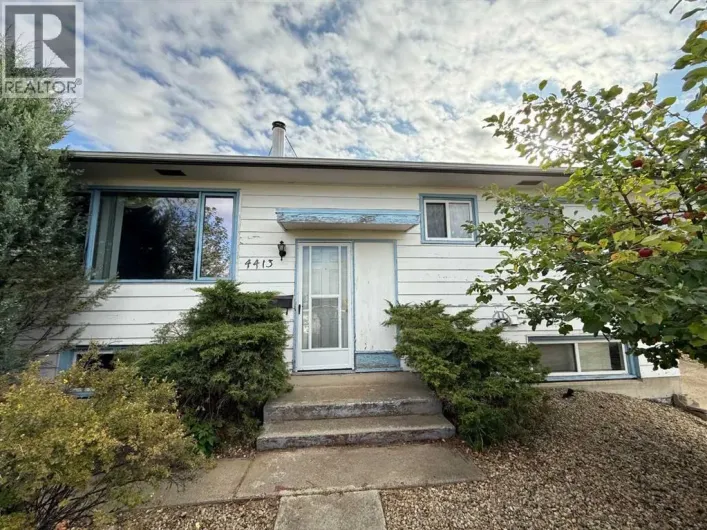 4413 43 Street, Ponoka