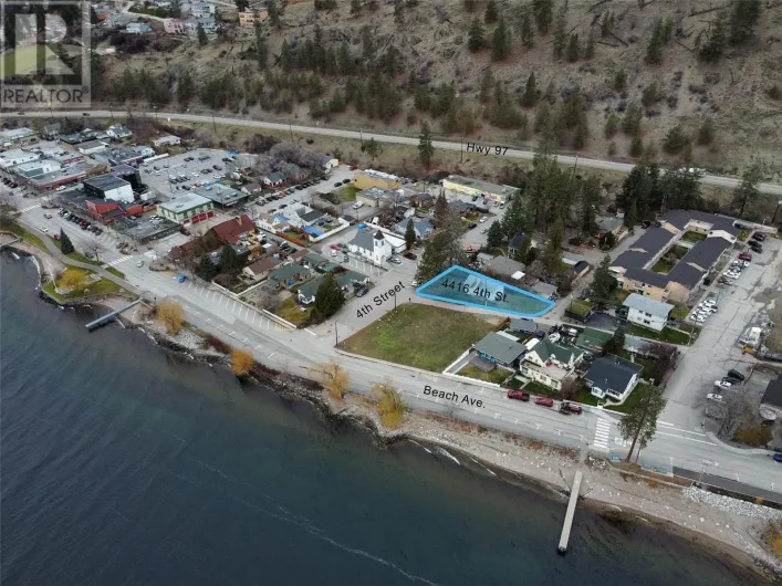 4416 4th Street, Peachland