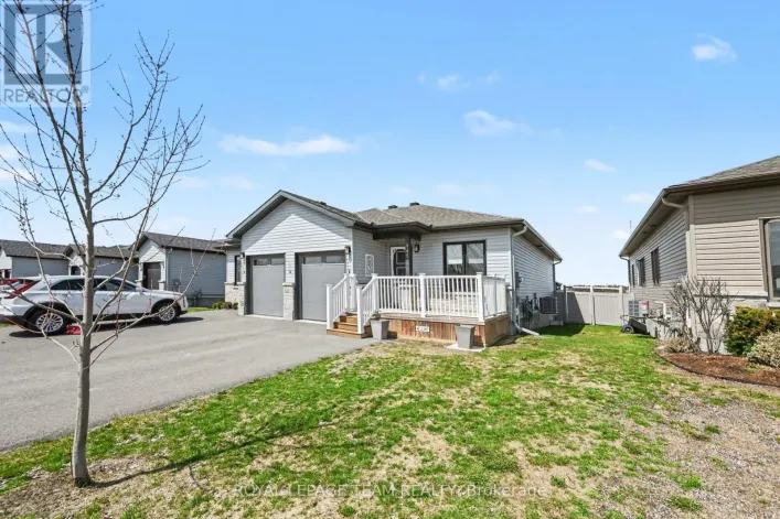 442 ARORA CRESCENT, North Dundas