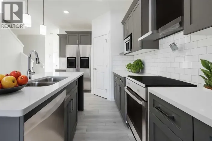 442 Heartland Way, Cochrane