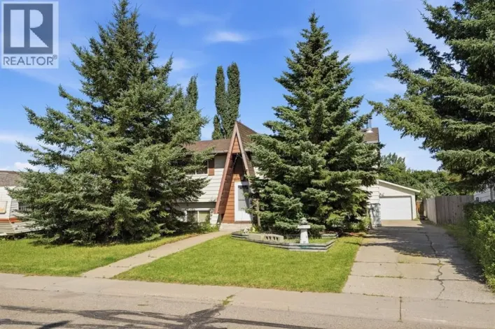 4420 57 Avenue, Innisfail