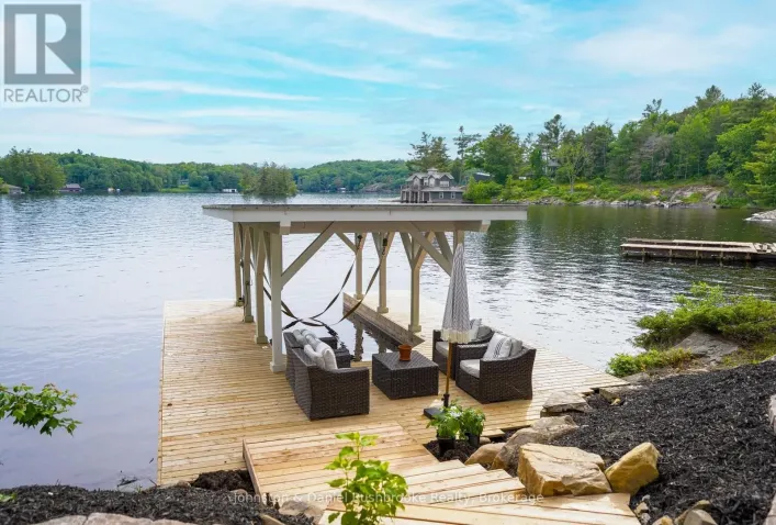 44-2755 MUSKOKA RD 118 WEST (HUTTON ROAD), Muskoka Lakes)