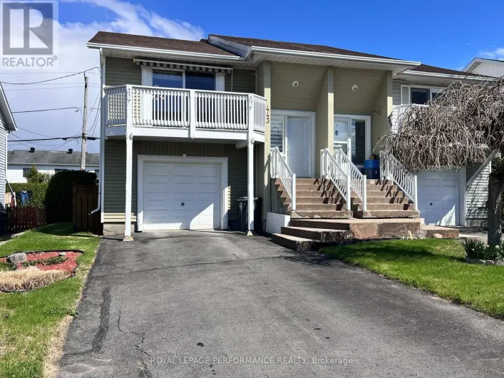 443 TUPPER STREET, Hawkesbury