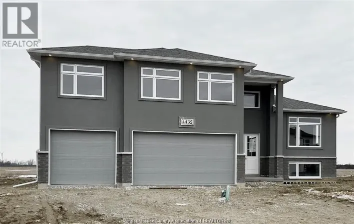 4432 BELMONT, Comber