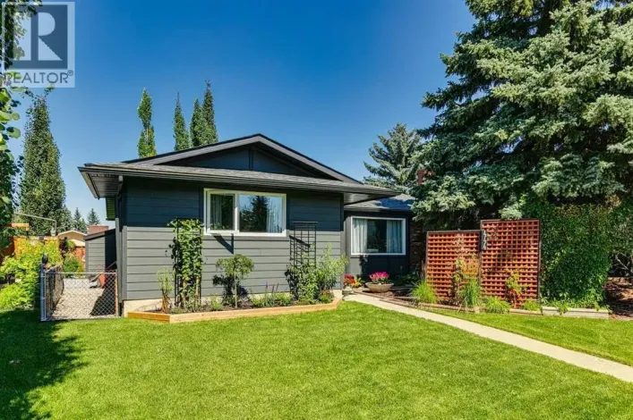 444 Bracewood Crescent SW, Calgary