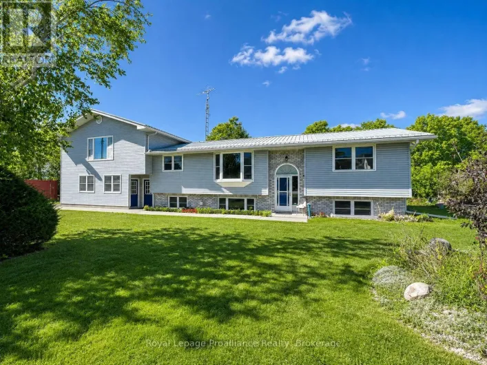 444 COUNTY ROAD 19, Prince Edward County