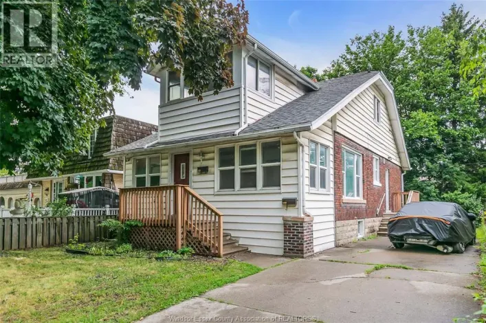 444 DETROIT, Windsor