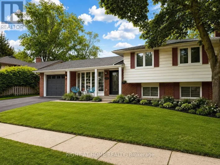 4440 COSBURN CRESCENT, Burlington