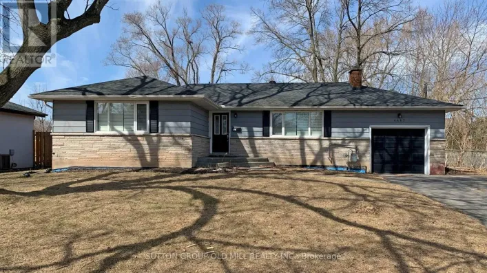4447 SPRUCE AVENUE, Burlington