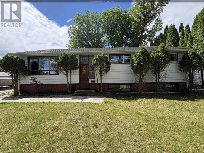 445 Church ST, Fort Frances