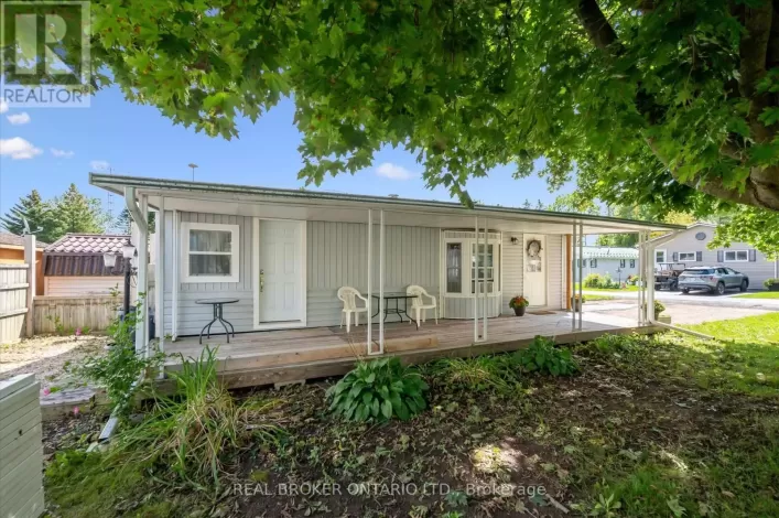 445 PINE PASS, Centre Wellington