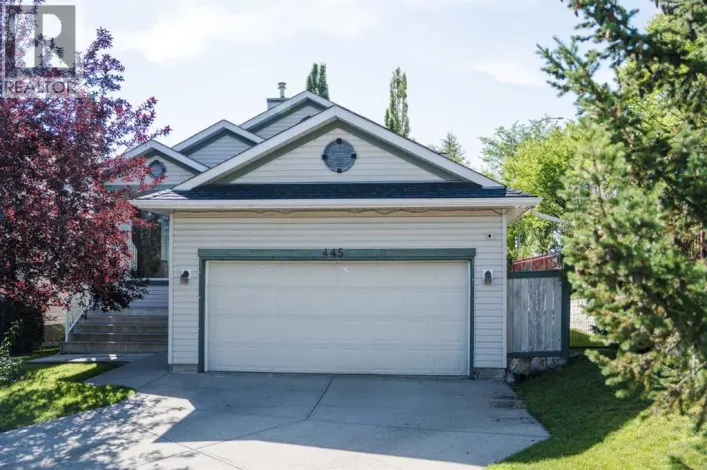 445 Rocky Ridge Bay NW, Calgary