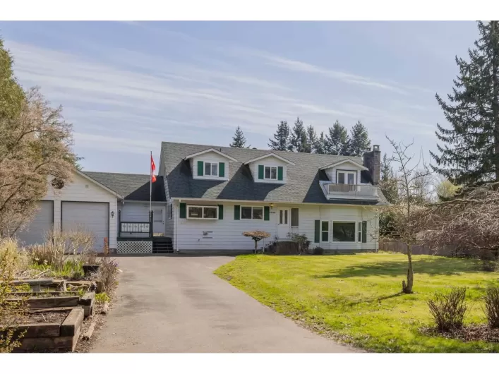 4458 BENZ CRESCENT, Langley