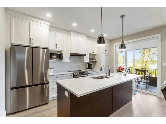 44588 WILLOWSTREAM ROAD|Lower Landing, Chilliwack