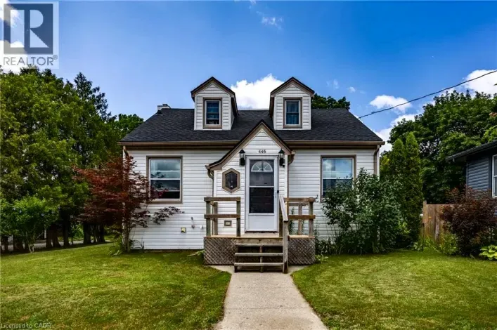 House for sale: 446 EAST Street, Delhi