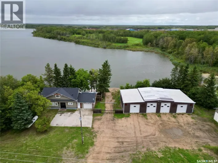 House for sale: 44.63 Acre Acreage-Glaslyn on Sibbald Lake, Sibbald Lake