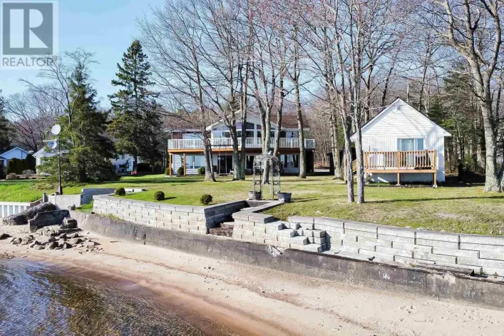 4463 Second Line West, Prince Township