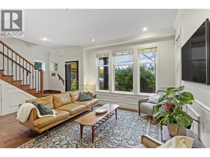 4463 WELWYN STREET, Vancouver