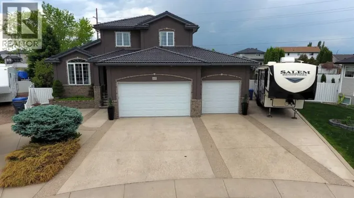 447 Spruce Way SE, Medicine Hat