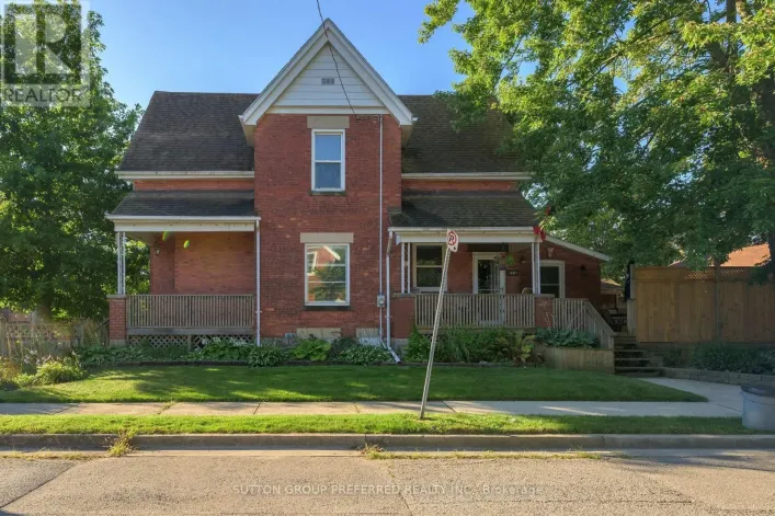 447 WOODMAN AVENUE, London East