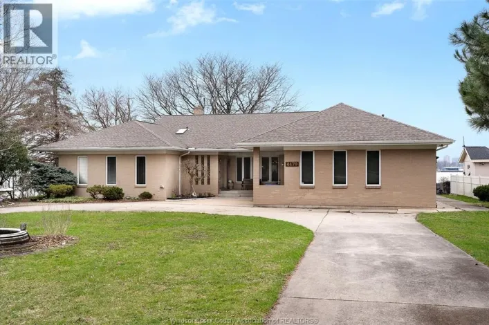 4470 RIVERSIDE DRIVE, Windsor