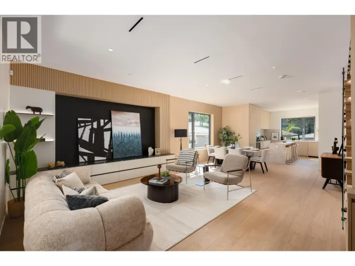 4477 WALLACE STREET, Vancouver