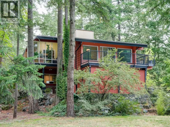4482 Emily Carr Dr, Saanich