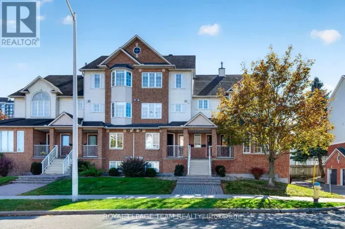 4482 HARPER AVENUE, Ottawa