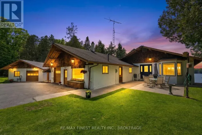 4484 ARTHUR COURT LANE, Frontenac