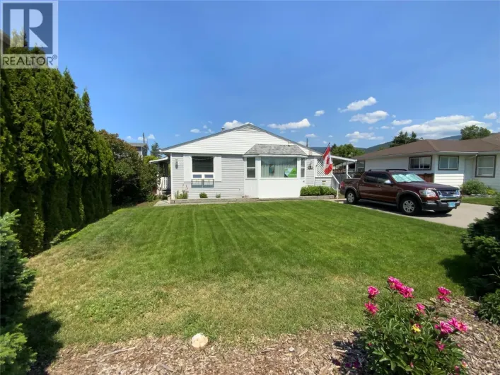 449 Conklin Avenue, Penticton