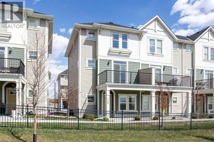 449 South Point Lane SW, Airdrie