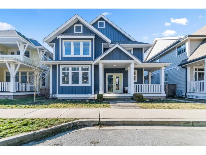 44922 ANGLERS BOULEVARD|Garrison Crossing, Chilliwack