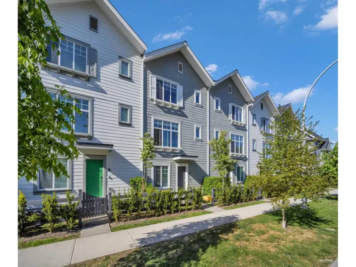 45 15489 99A AVENUE, Surrey