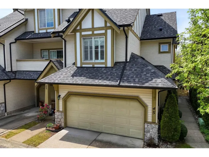 45 18707 65 AVENUE, Surrey