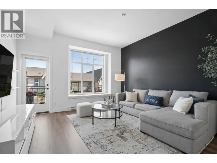 45 3552 VICTORIA DRIVE, Coquitlam