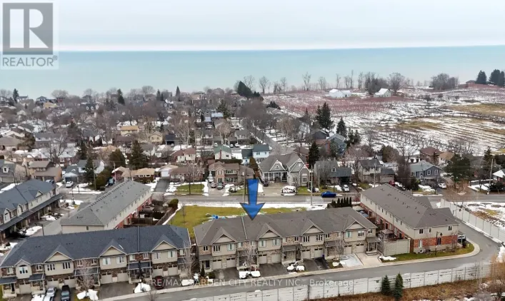 45 - 380 LAKE STREET, Grimsby